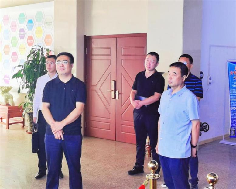 辽阳市白塔区委书记缪万举光临凯时AG信息调研领导